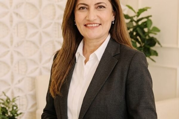 Dr Sarah Naeem