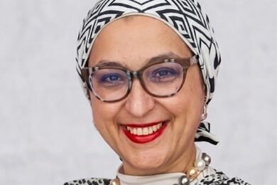 Dr Dina El-Hamamsy